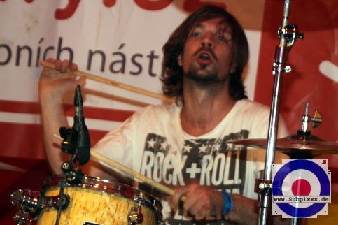 Anyway (CZ) Mighty Sounds Festival, Tabor CZ - Band Zone Stage 19. Juli 2009 (6).JPG